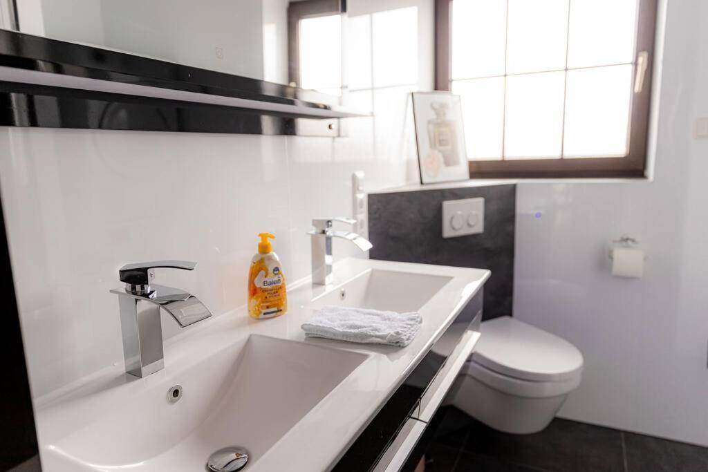 Wohnung Hirschhoehe Im Taunus Neu-Anspach Ngoại thất bức ảnh