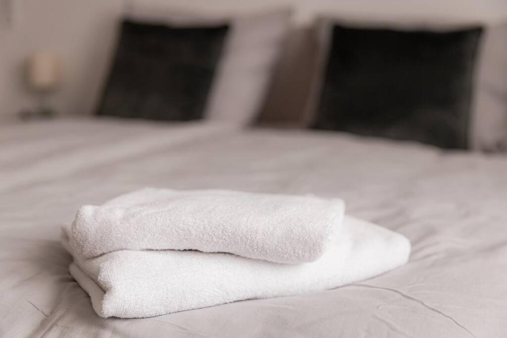 Wohnung Hirschhoehe Im Taunus Neu-Anspach Ngoại thất bức ảnh